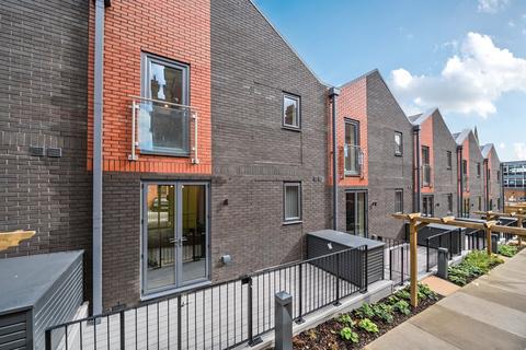 undefined, Gills Yard, Wakefield, West Yorkshire, WF1