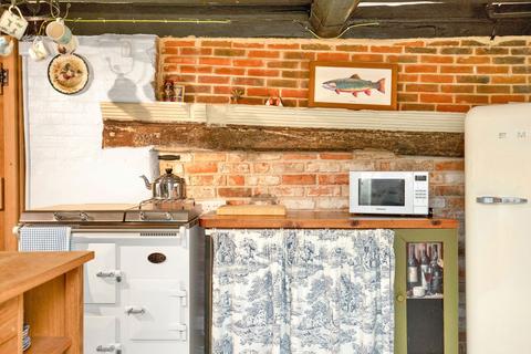 undefined, Winchester SO22