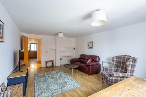 2 bedroom flat to rent, Baltic Quay, Mill Road, Gateshead