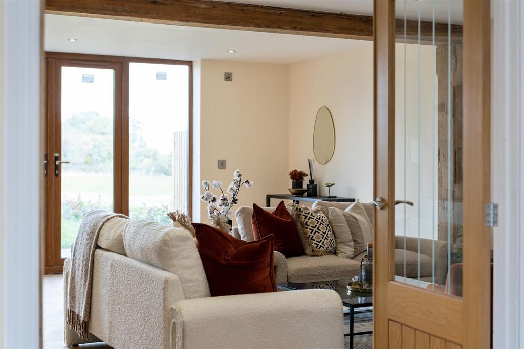 Barn 3, Fallon Court 85.jpg