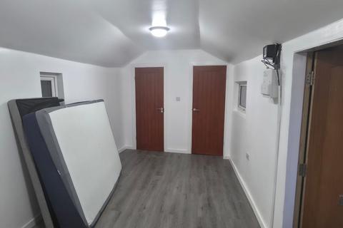 undefined, Hayes UB3
