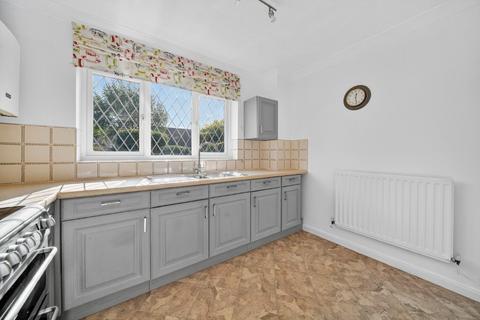 24 Bishopdale Drive, Collingham, Wetherby, LS22 5LP