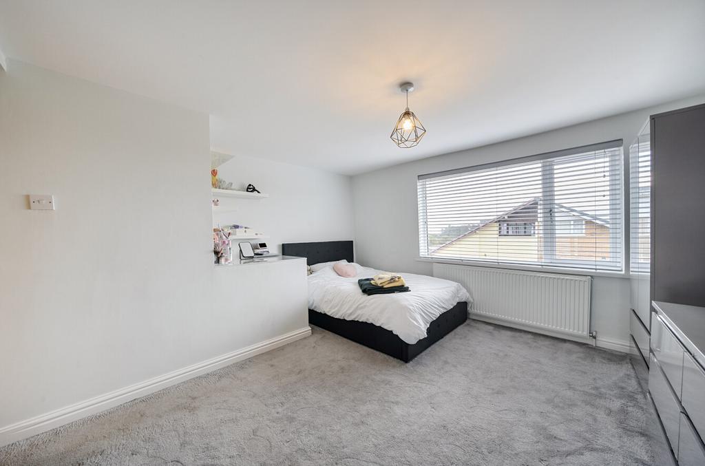 1358097-22-68de60...