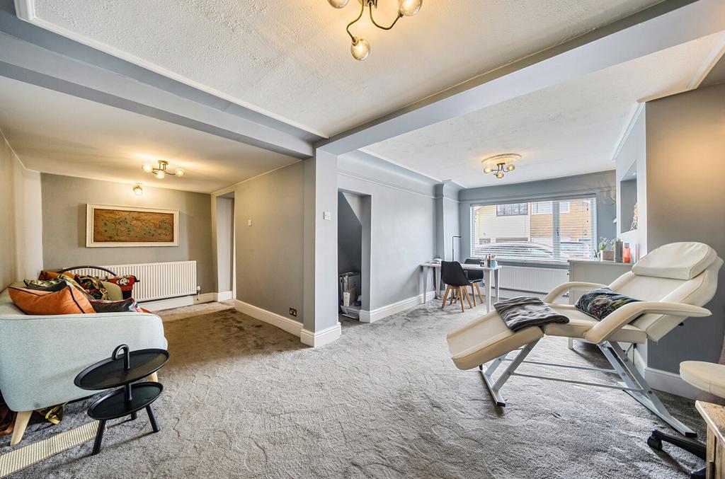 1358097-12-68de5f...