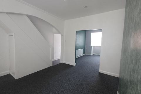 3 bedroom terraced house for sale, Oxford Street, Grimsby, Lincolnshire. DN32 7PB