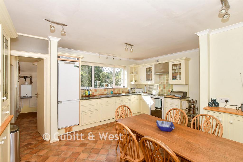 Kitchen/Breakfast Room