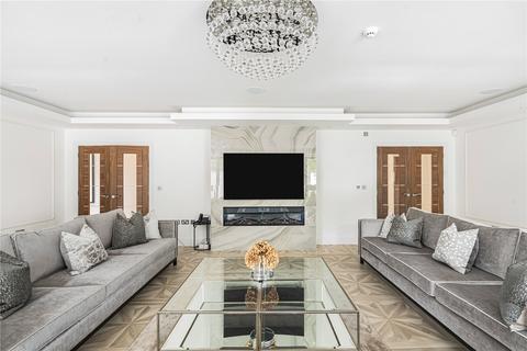 undefined, Logs Hill Close, Chislehurst, BR7