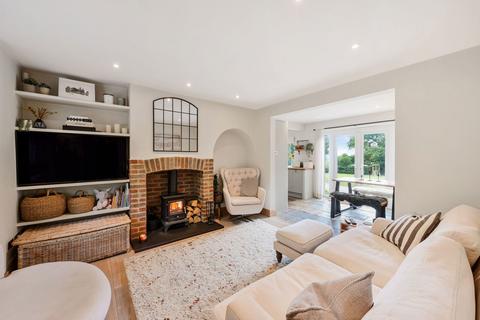 3 bedroom detached house for sale, Main Road, Edenbridge TN8