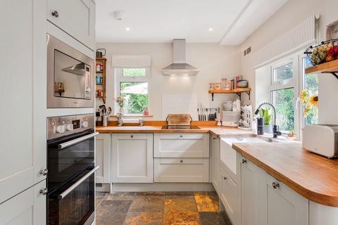 3 bedroom detached house for sale, Main Road, Edenbridge TN8