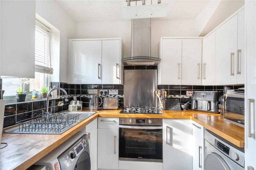 Kitchen/Dining