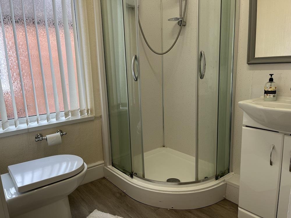 Shared Shower Room.JPG