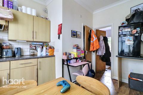 129 Kitchener Road, London, E17 4LJ