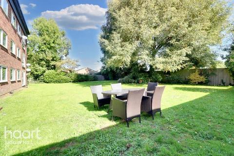 2 bedroom flat for sale, Main Road, Biggin Hill