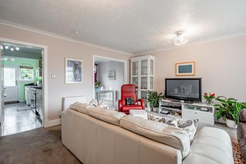 undefined, Stirling Street, Dunipace, Denny, Falkirk, FK6 6JR
