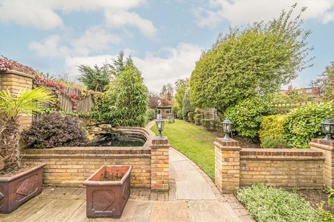 Kenley Road, London SW19