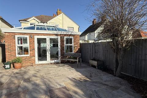 3 bedroom semi-detached house for sale, Mill Road, Burnham-On-Crouch