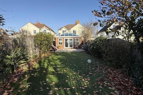 3 bedroom semi-detached house for sale, Mill Road, Burnham-On-Crouch