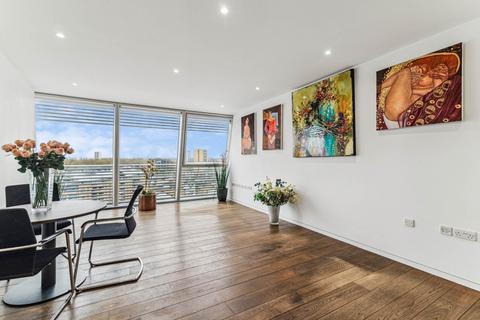 2 bedroom apartment to rent, Albion Riverside, SW11