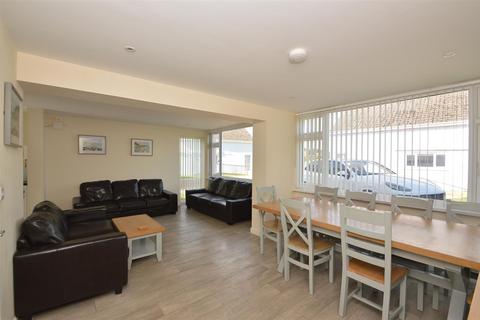 4 bedroom detached house for sale, SALTERNS VILLAGE, SEAVIEW