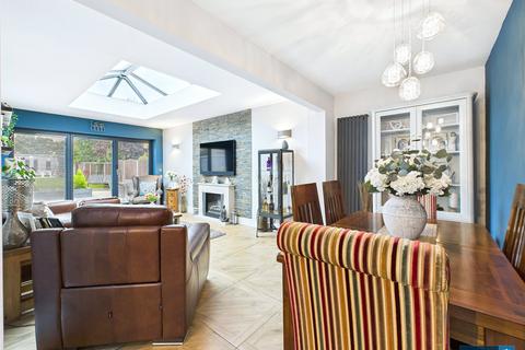 10 Bowlease Gardens, Doncaster, DN4 6AP