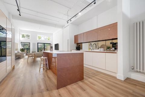 4 bedroom end of terrace house for sale, Trinity Gardens, SW9