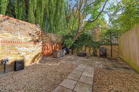 4 bedroom end of terrace house for sale, Trinity Gardens, SW9