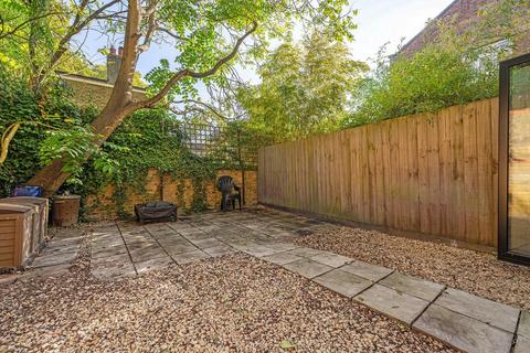 4 bedroom end of terrace house for sale, Trinity Gardens, SW9