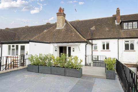 2 bedroom apartment to rent, Ockham Road South, East Horsley