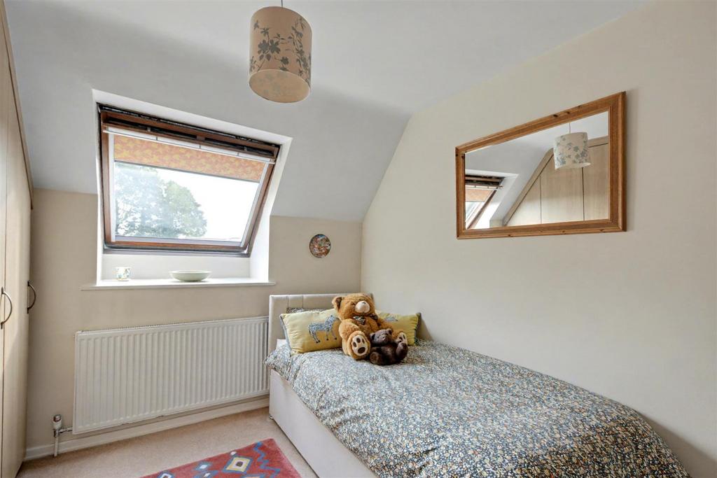 Bedroom 2 2.jpeg