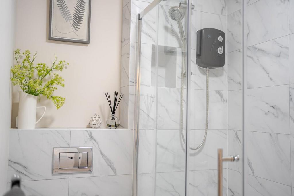 Lifestyle bathroom.JPG