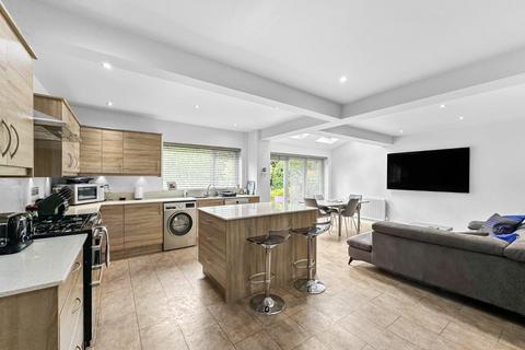 7 Birchfields, Hale, Altrincham, WA15 9LW