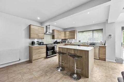 7 Birchfields, Hale, Altrincham, WA15 9LW