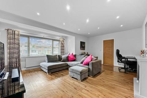 7 Birchfields, Hale, Altrincham, WA15 9LW