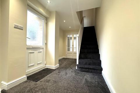 2 bedroom townhouse for sale, Oakfern Grove, High Green, S35