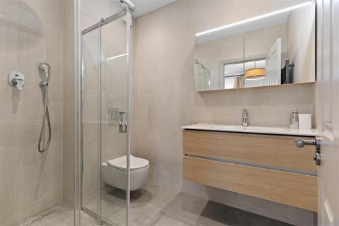 3 bedroom terraced house for sale, Kilburn Lane, Queens Park W10