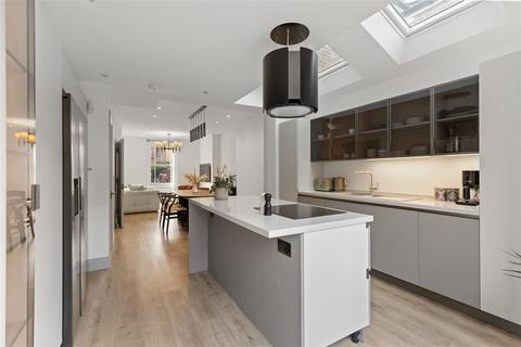 3 bedroom terraced house for sale, Kilburn Lane, Queens Park W10