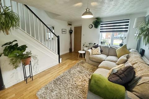 2 bedroom semi-detached house for sale, Avonlea Close, Chester CH4