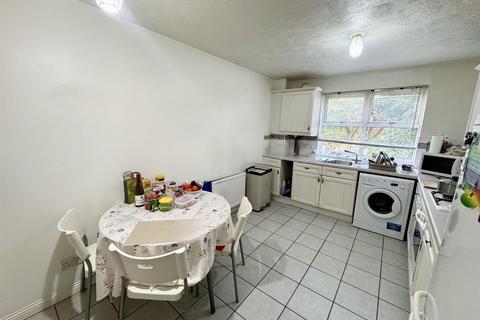 1 bedroom apartment for sale, Charles Street, Croydon