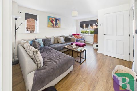 3 bedroom semi-detached house for sale, Watson Drive, Milton Keynes MK17