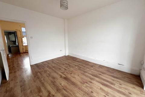 undefined, Victoria Street, Dunstable LU6