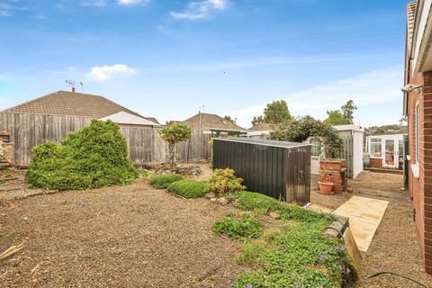 4 bedroom bungalow for sale, Greenfield Road, West Yorkshire WF5