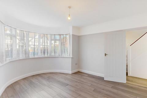 3 bedroom semi-detached house for sale, Harrow, Greater London HA2