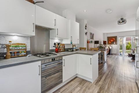 undefined, Leo Crescent, Princes Risborough HP27