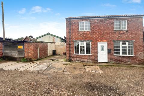2 bedroom detached house for sale, Market Street, Spilsby PE23