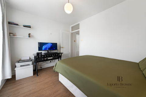 Flat 4, Avenue Court Farm Avenue, London, NW2 2PT