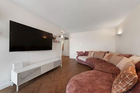 Flat 4, Avenue Court Farm Avenue, London, NW2 2PT