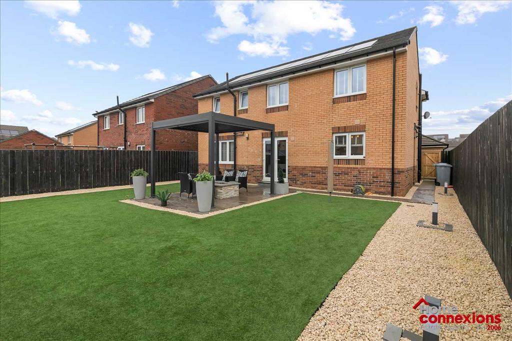 Rear Garden (2)