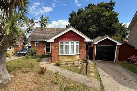 2 bedroom detached bungalow for sale, Totland,Isle of Wight