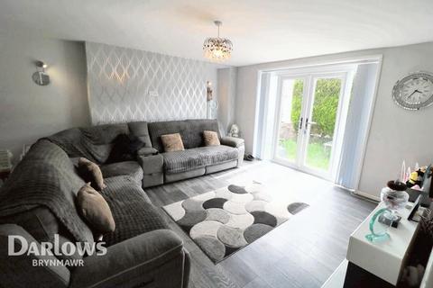 3 bedroom end of terrace house for sale, King Street, Nantyglo