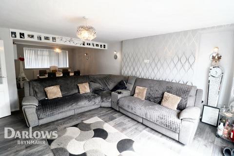 3 bedroom end of terrace house for sale, King Street, Nantyglo